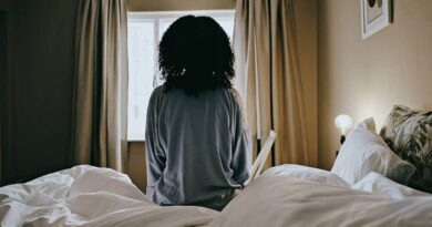 Grooming Teenage Girls: The Warning Signs